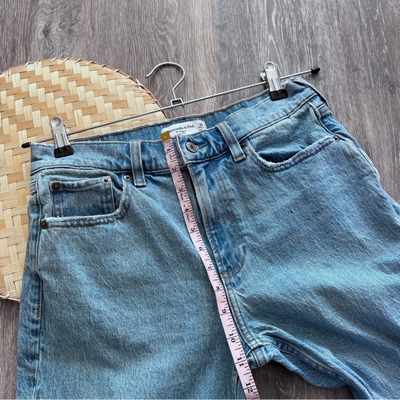 Abercrombie & fitch low rise baggy jeans medium light wash - Picture 4 of 7